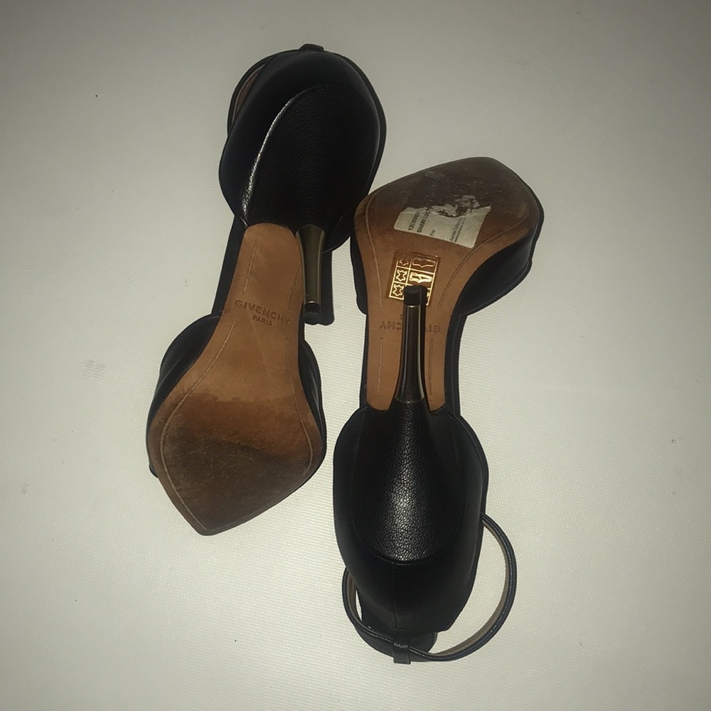 GIVENCHY Paris Black Leather Stiletto Size 37 - Picture 12 of 12